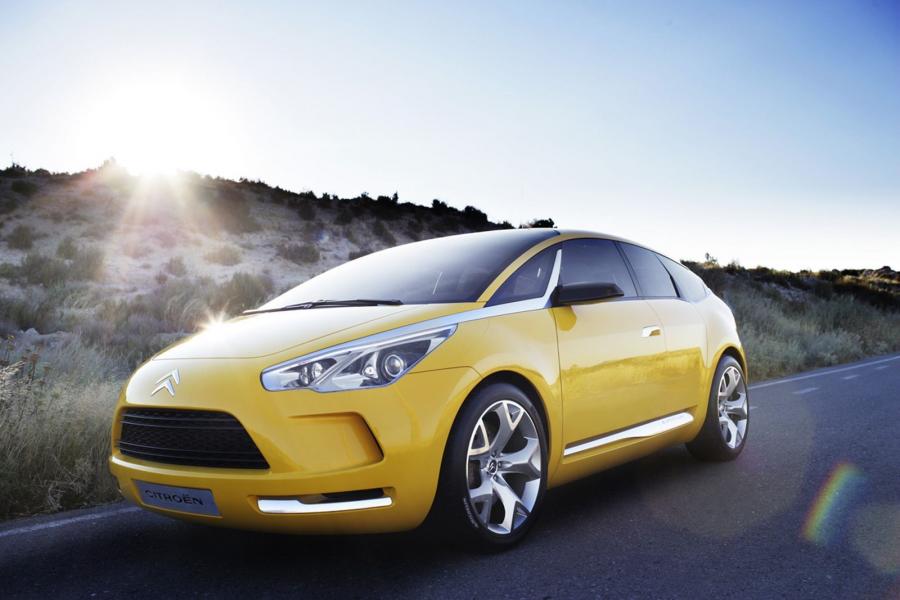  Citroen C-SportLounge Concept 2005 года  (фото 116 из 116)